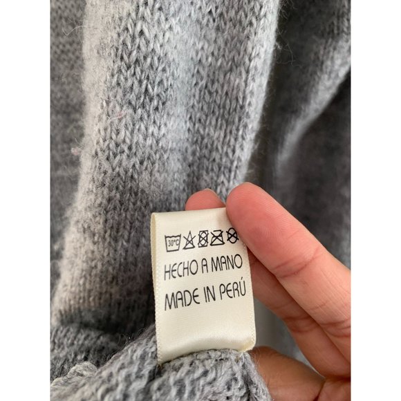 Handmade in Peru Albinaas Alpaca Fringe Hooded Fringe Sweater - Picture 4 of 9